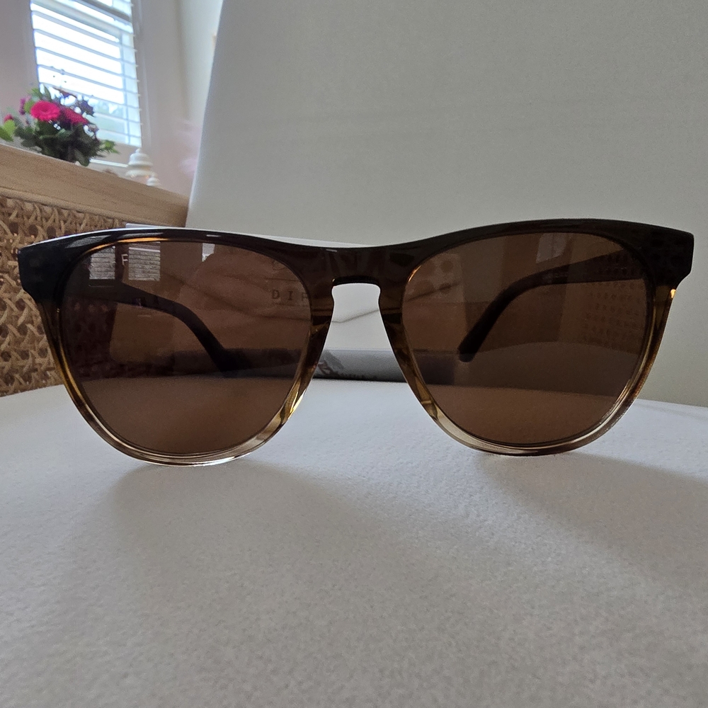 DIFF Darren Polorized Tortoise Shell Sunglasses - image 5